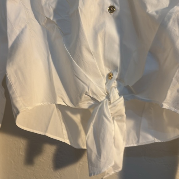 NWT Michael Kors shirt with bows - Picture 3 of 11